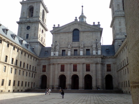 Utenfor Basilikaen i El Escorial