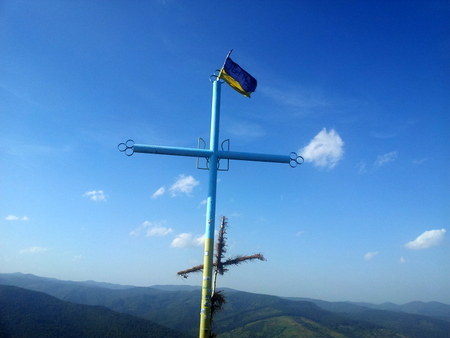 Kors på toppen av Makovitsja