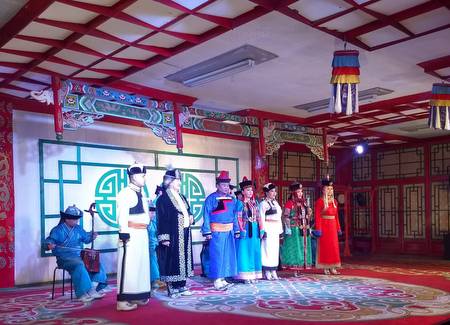 Mongolsk sang og dans